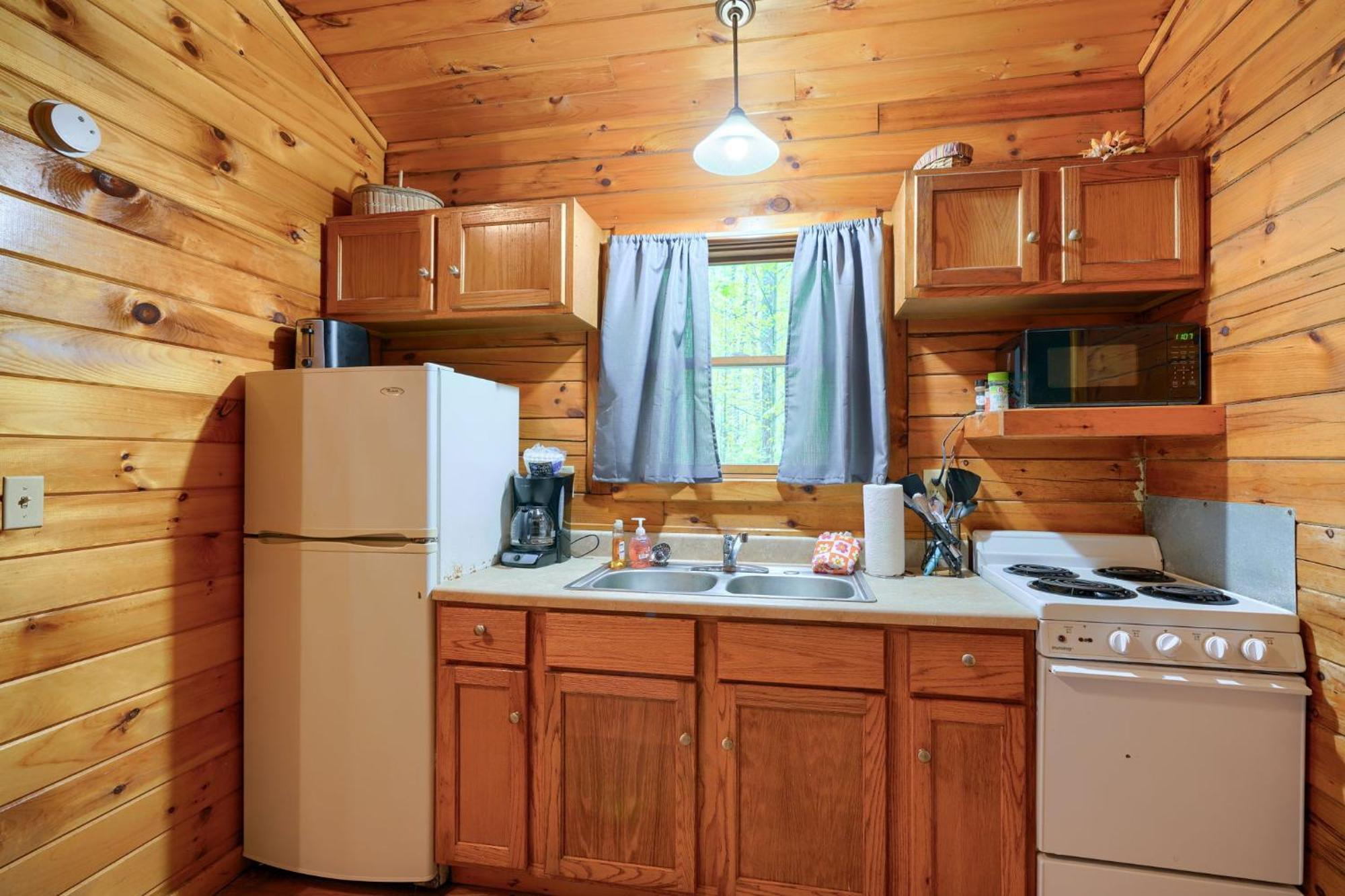 Blue Rose Cabins - Wildwoods Cabin โลแกน ภายนอก รูปภาพ