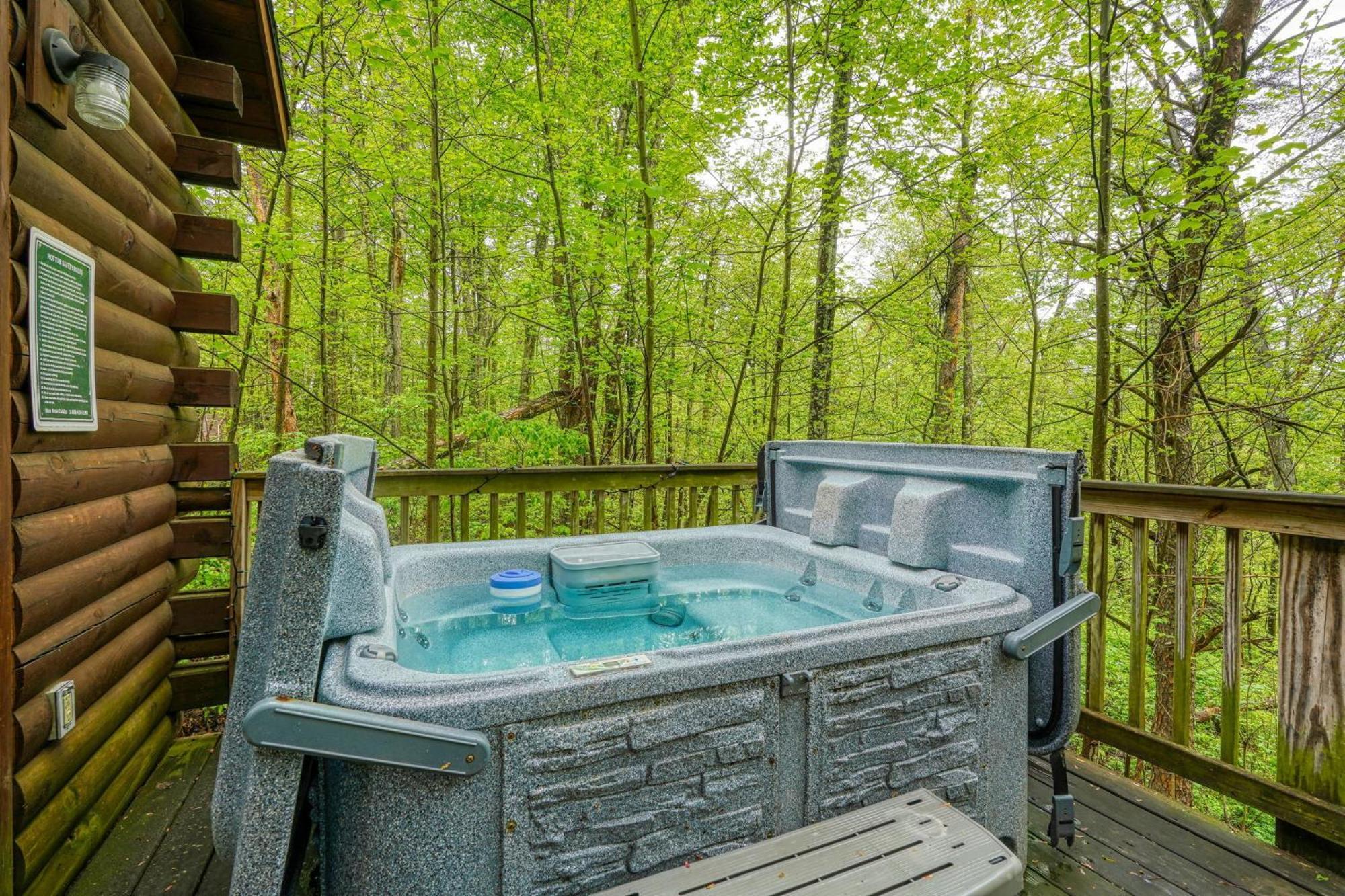 Blue Rose Cabins - Wildwoods Cabin โลแกน ภายนอก รูปภาพ